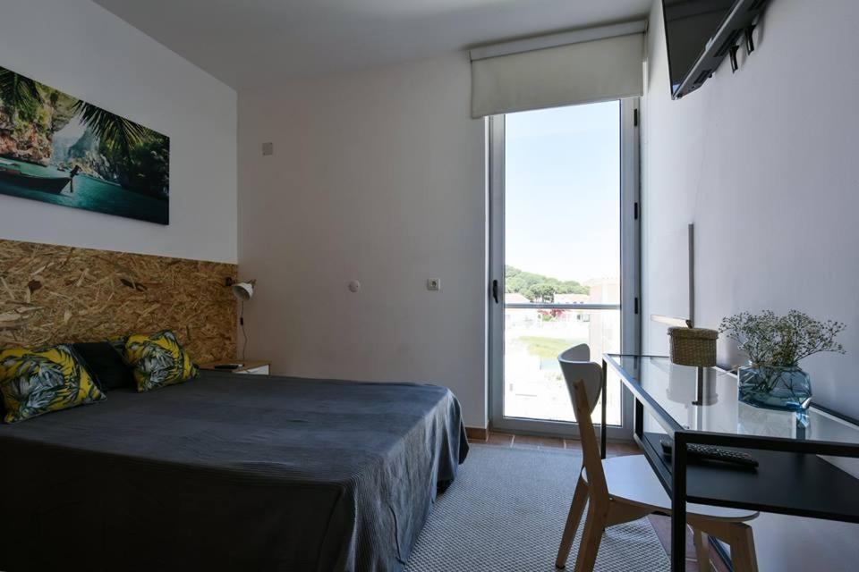 Pé Na Areia - 3*